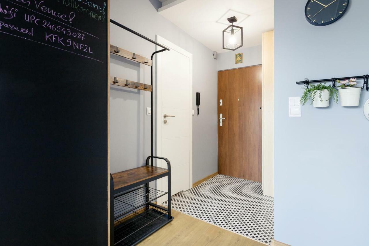 Klimatyczne Metro Słodowiec Apartament *